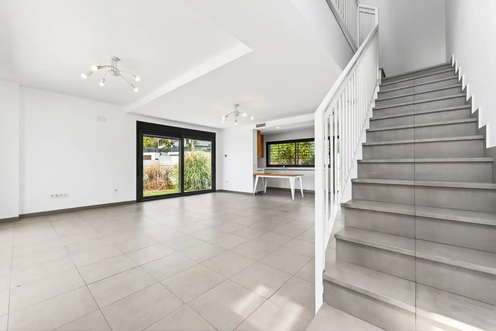 Casa bifamiliare con piscina in vendita a Este, imagen 8