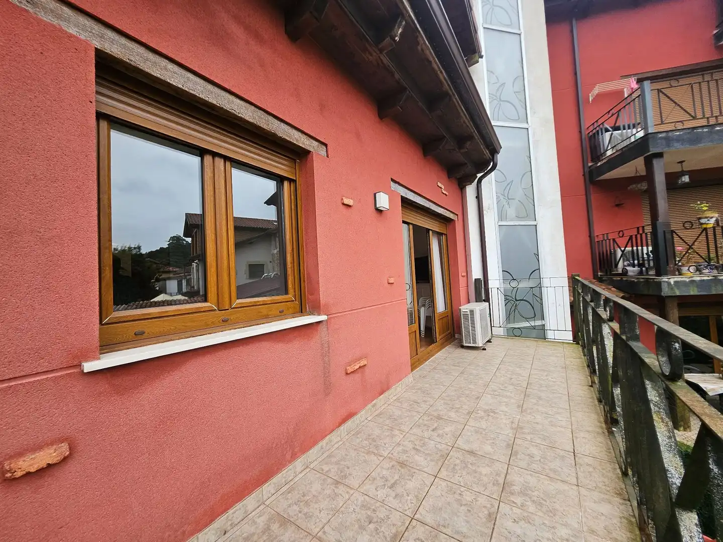 Vista exterior de Piso en venta en Alfoz de Lloredo con Aire acondicionado