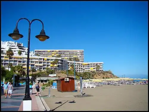 Außenansicht von Wohnung zur Miete in Torremolinos mit Klimaanlage, Heizung und Terrasse