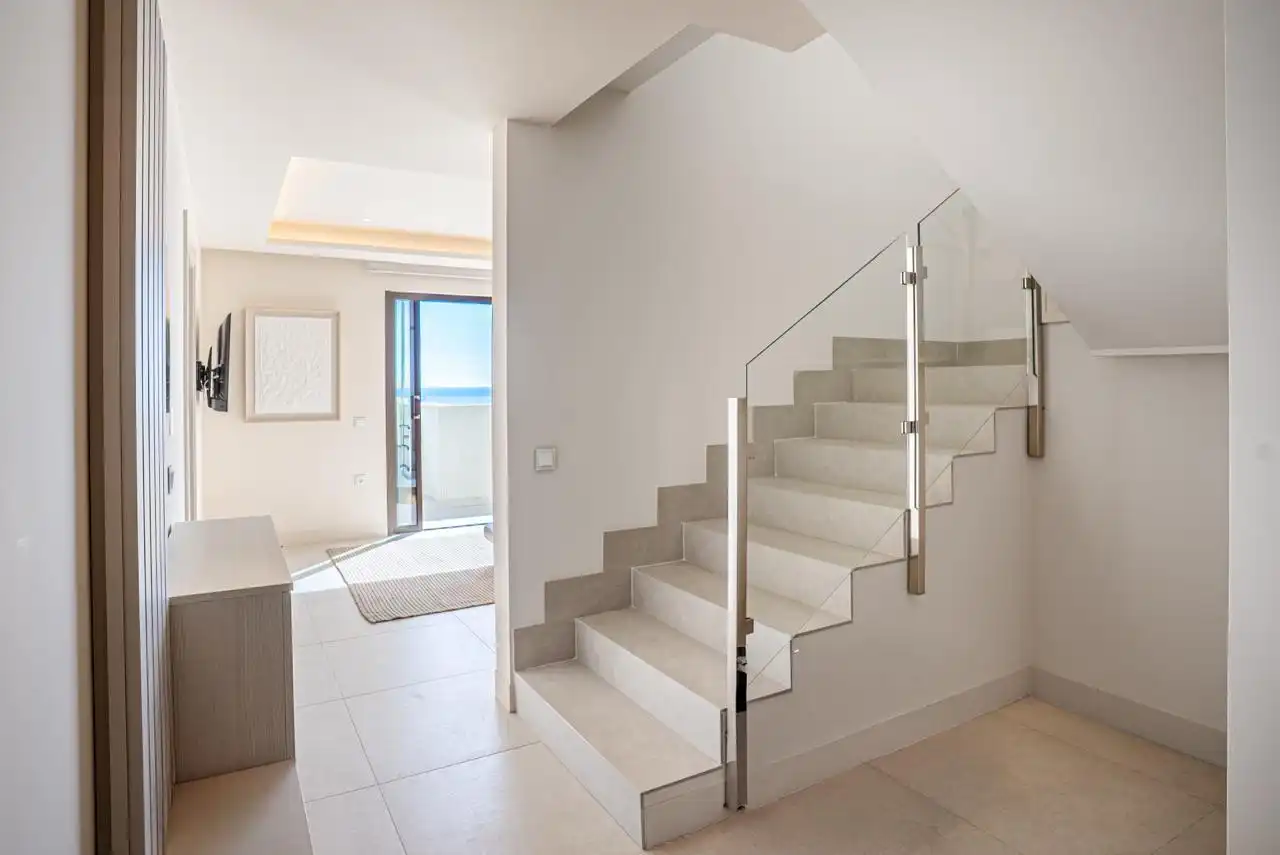 Ático de alquiler en Estepona con Aire acondicionado, Calefacción y Terraza