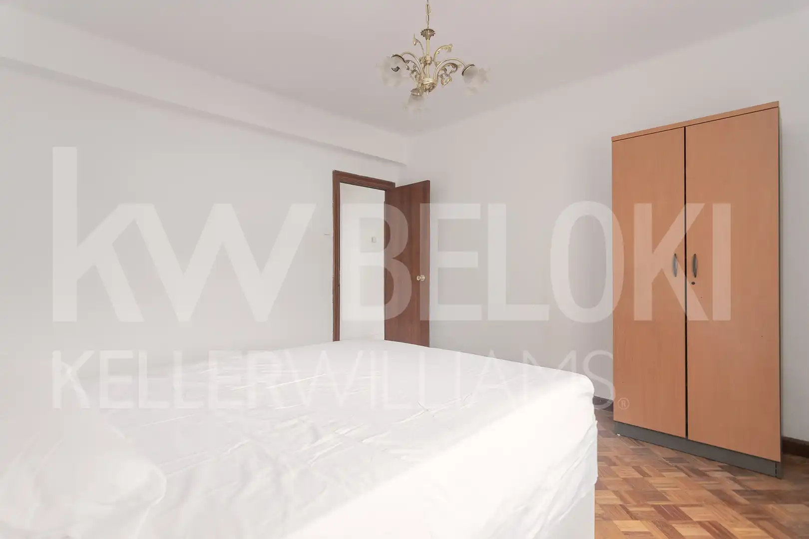 Habitación de Piso en venta en  Pamplona / Iruña con Calefacción y Balcón