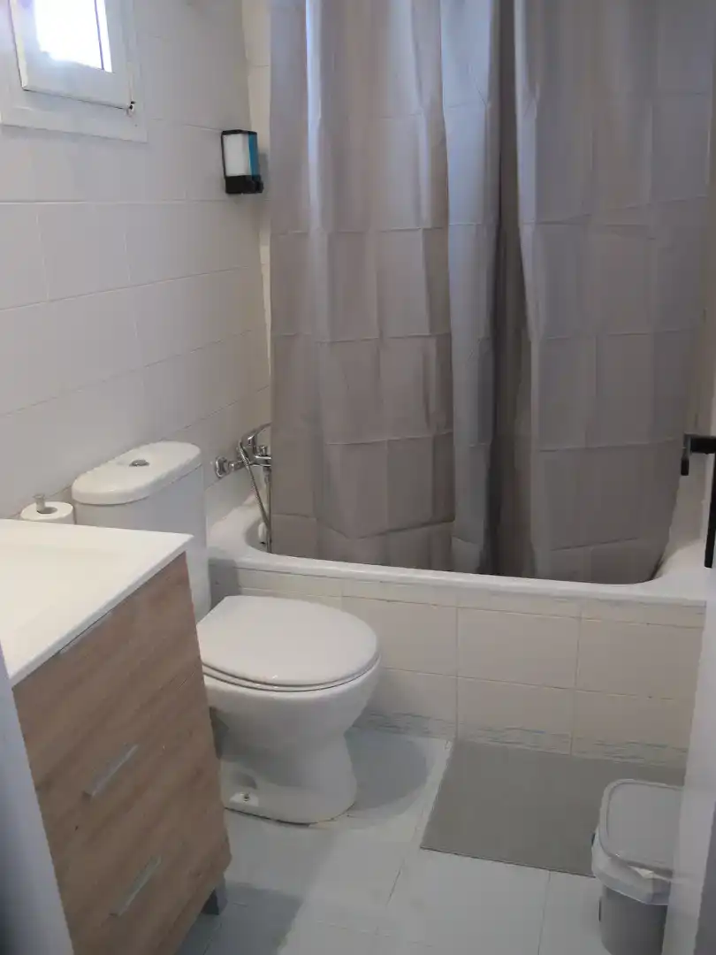 Badezimmer von Wohnung zur Miete in Sant Josep de sa Talaia mit Klimaanlage, Möbliert und Balkon