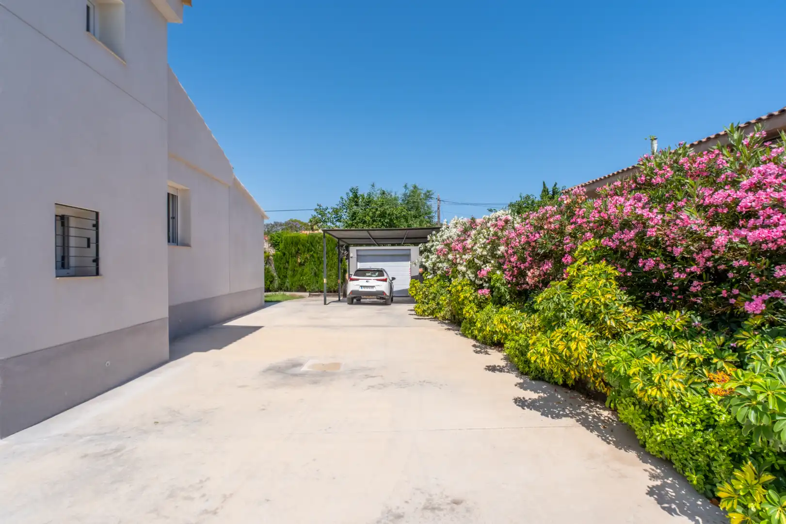 Parking of Houses for sale in Mutxamel  with Air Conditioner, Heating and Private garden