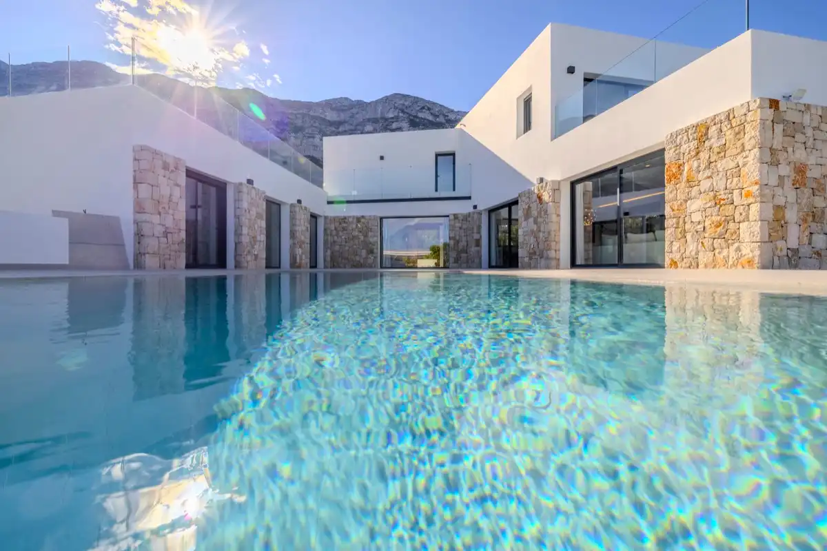 Swimming pool of Houses for sale in Dénia  with Air Conditioner, Heating and Private garden