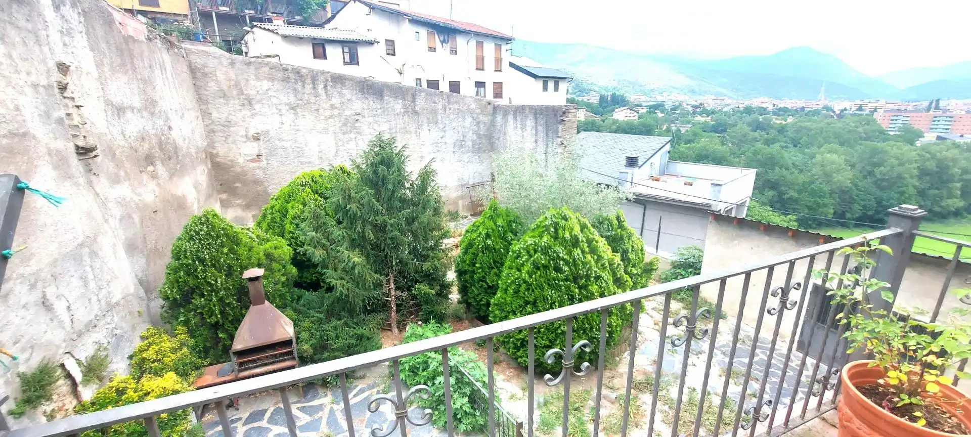 Terrassa de Casa o xalet en venda en La Seu d'Urgell amb Calefacció