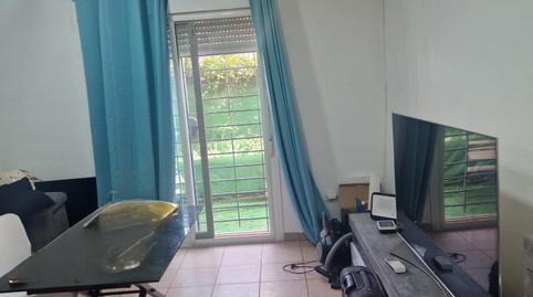 Foto 3 de Planta baixa en venda a Calle Argamasilla de Alba , Fuente Alegre - El Chaparral - Los Morales, Málaga