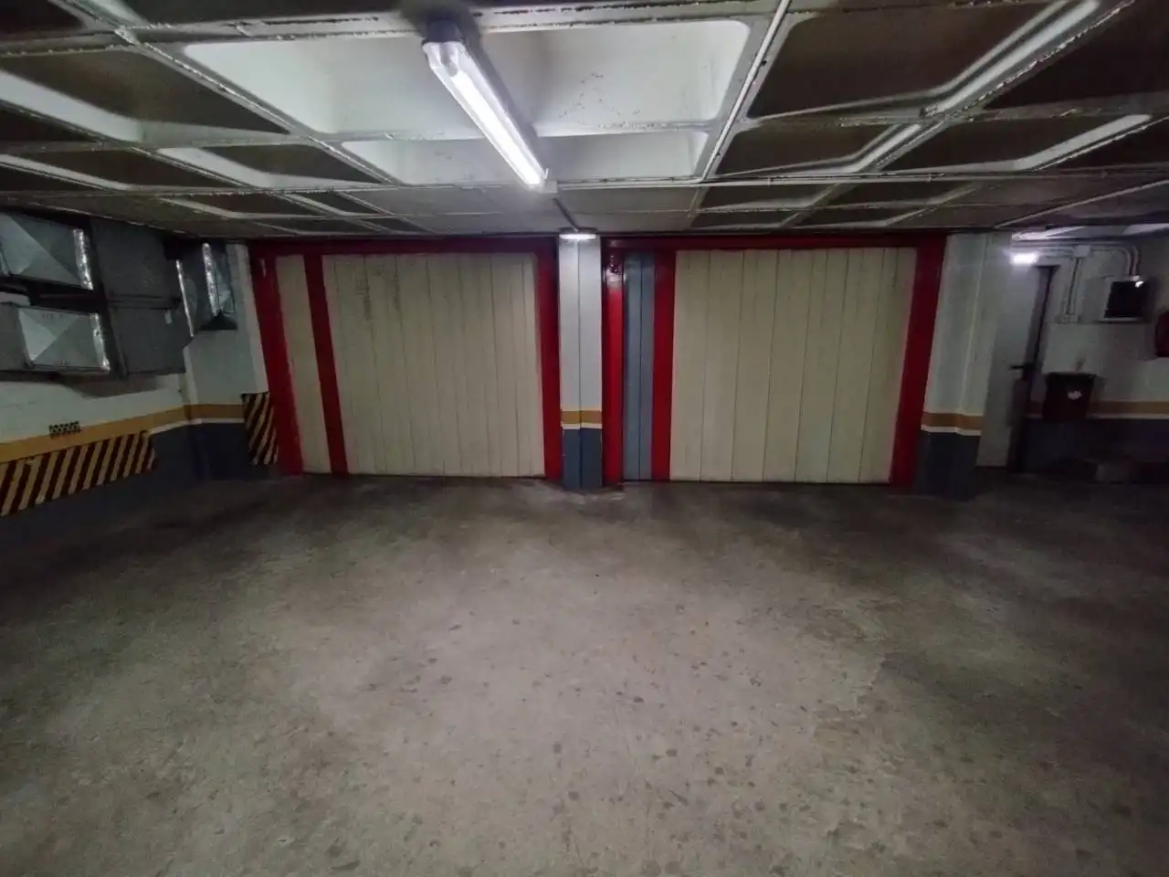 Parkplatz von Garage zum Verkauf in León Capital 