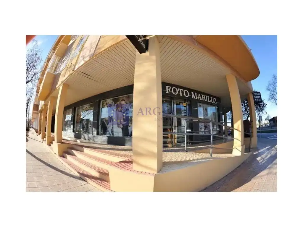 Local comercial en venda a Nuevo Cáceres