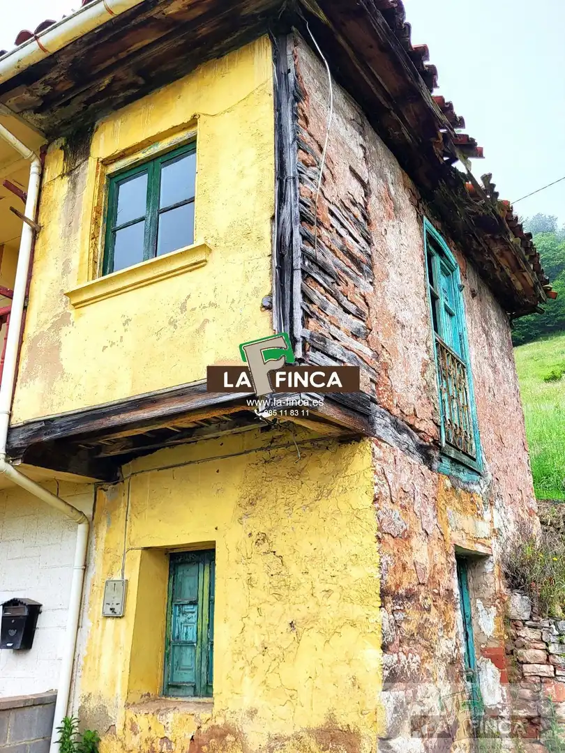 Casa o chalet en venta en LUGAR LA COTINA, Morcín