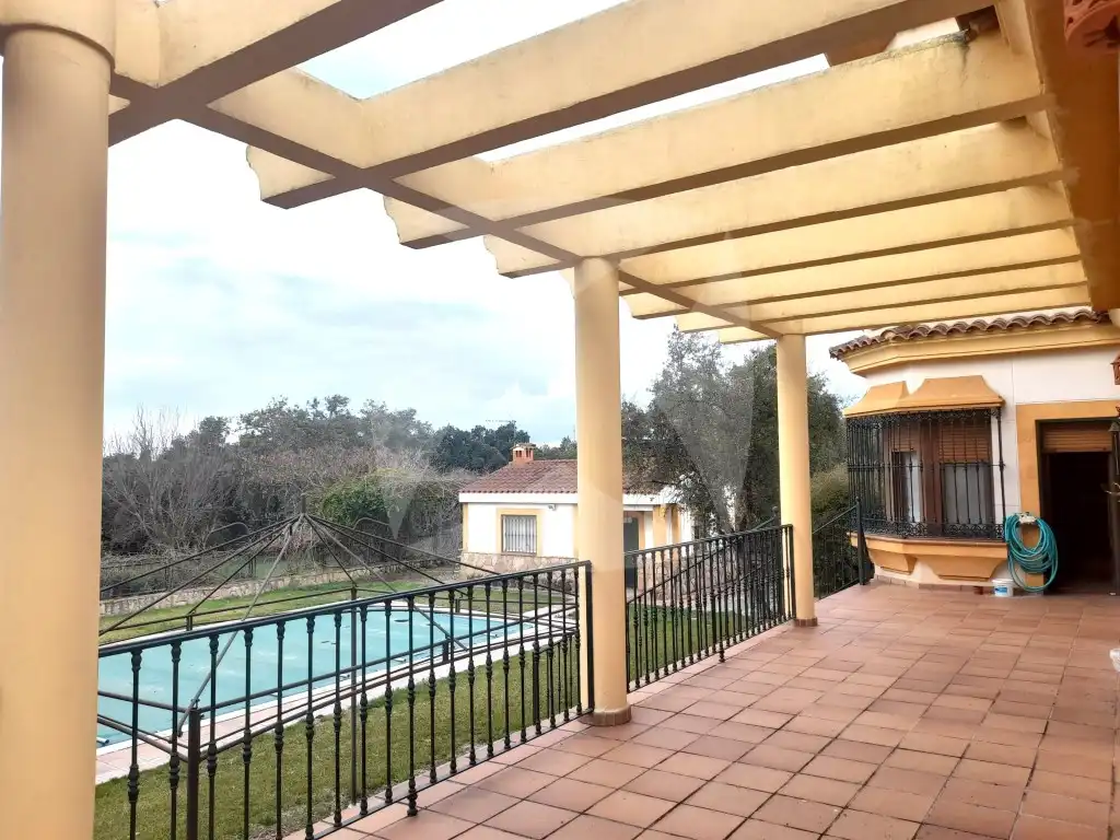 Casa o xalet en venda a Río Búrdalo, Avenida Elvas