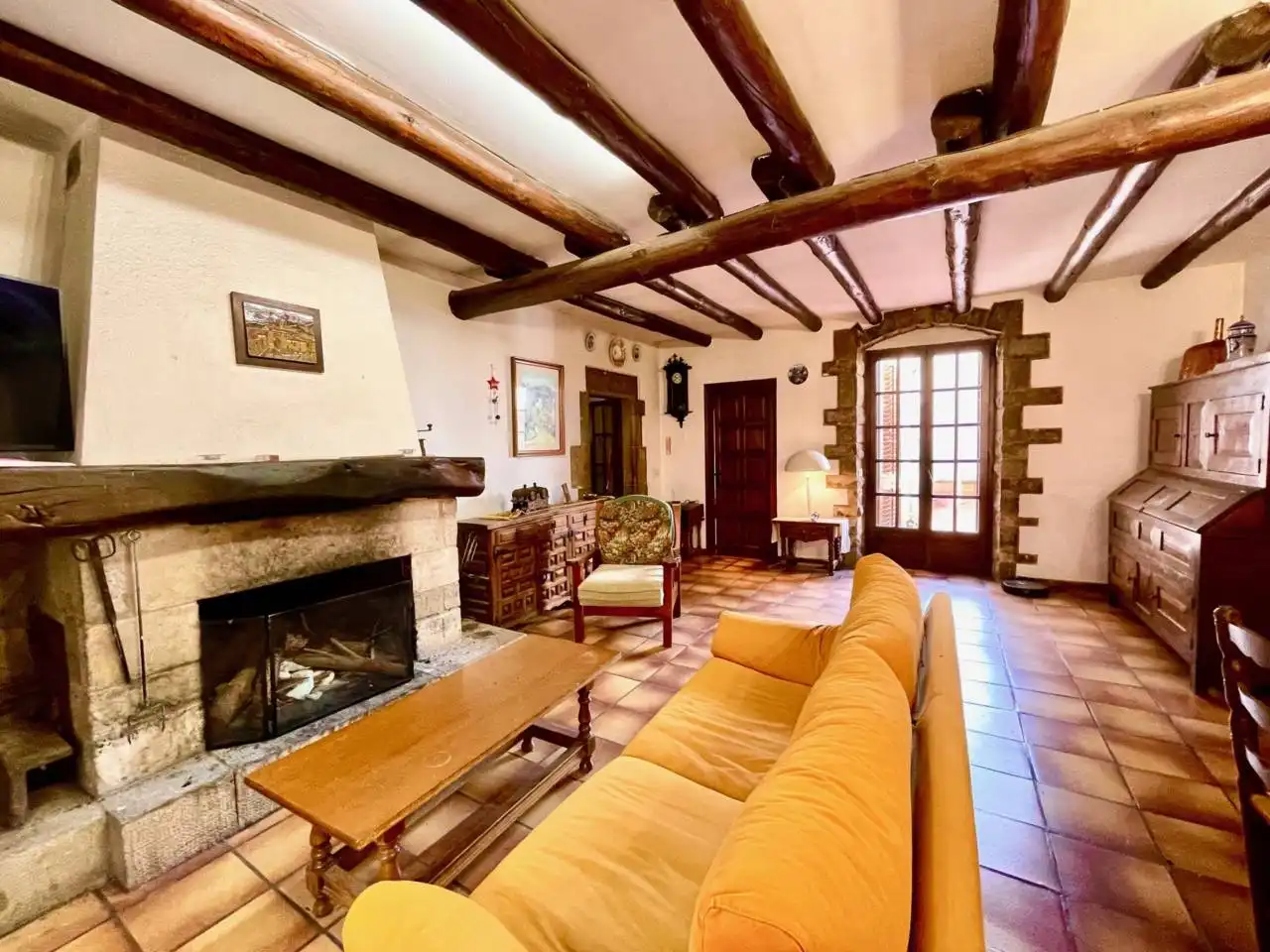 Sala d'estar de Finca rústica en venda en Castellgalí amb Calefacció, Jardí privat i Terrassa