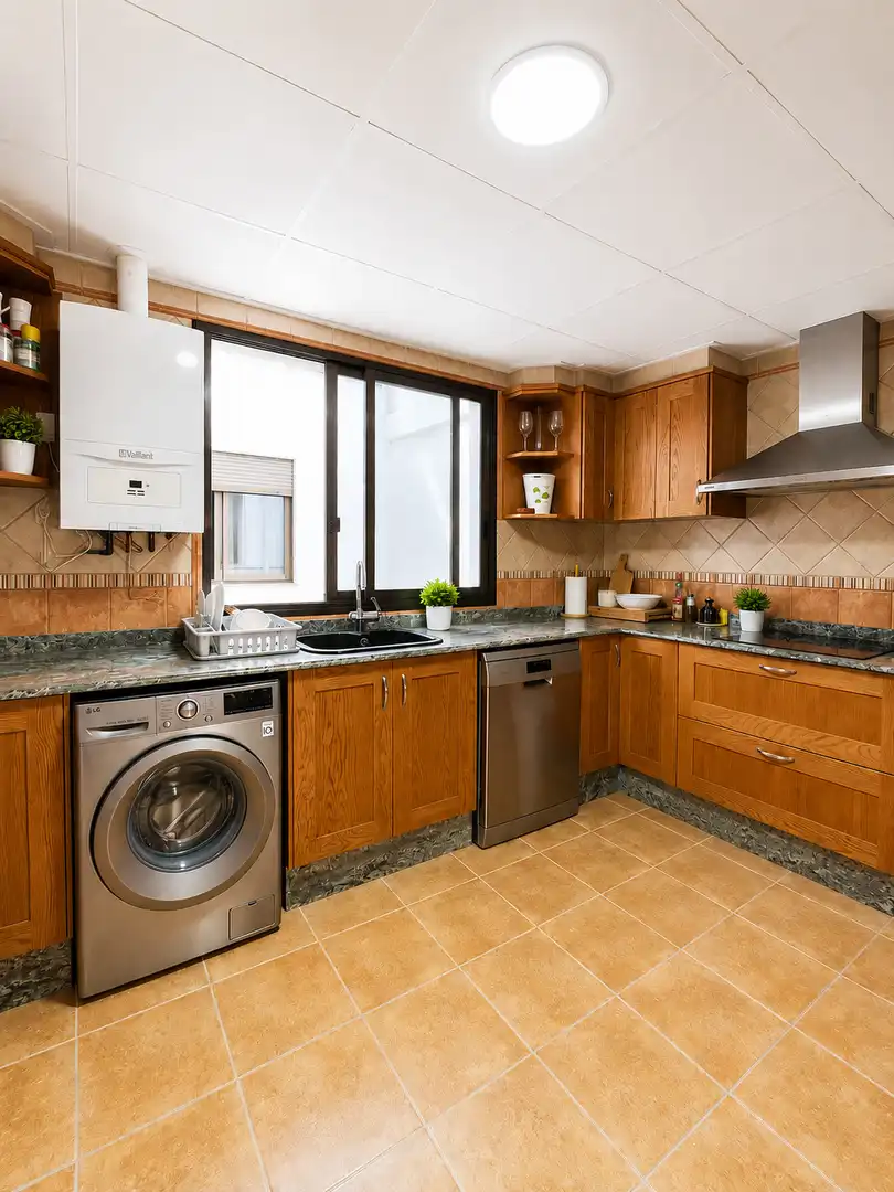 Flat for sale in Camino de Onda - Salesianos, imagen 2