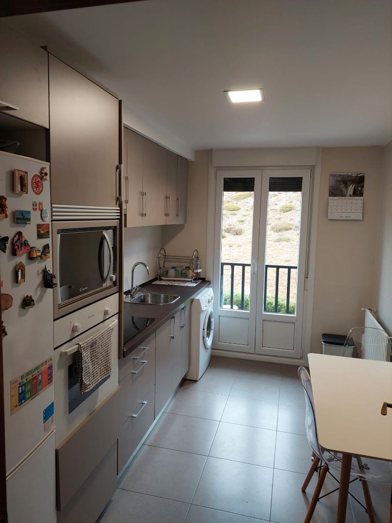 Cuina de Pis en venda en Urkabustaiz amb Calefacció, Parquet i Terrassa