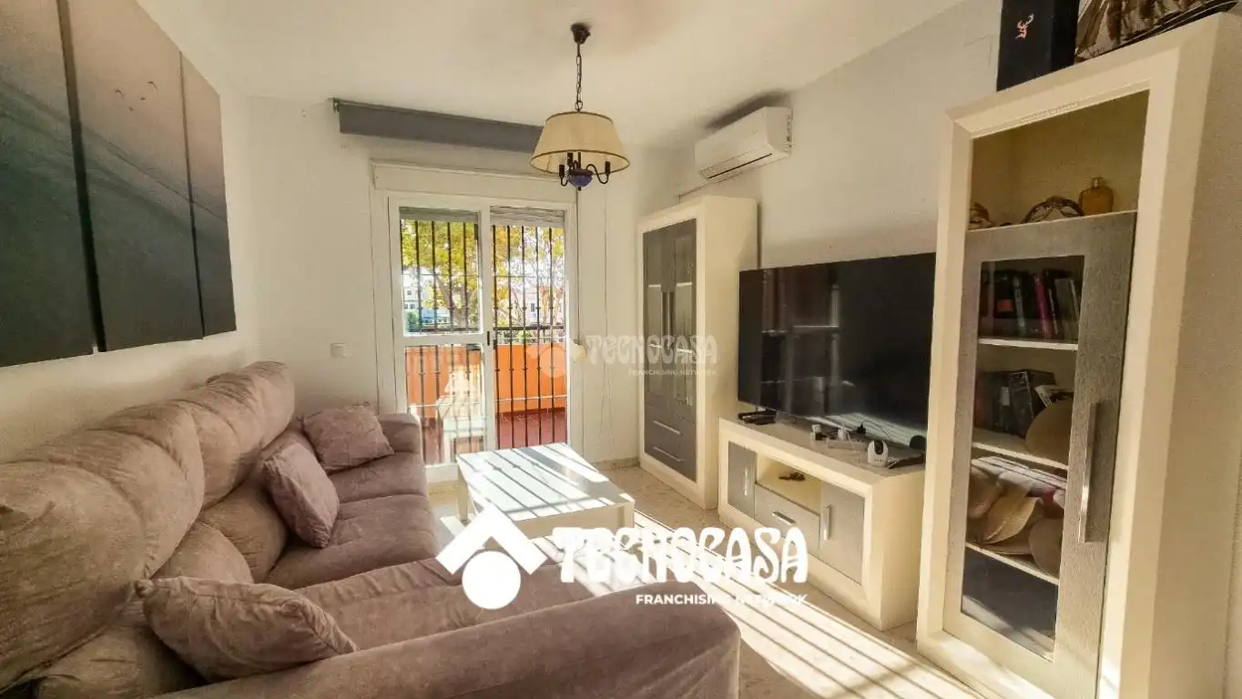 Sala d'estar de Pis en venda en Chipiona amb Aire condicionat, Calefacció i Terrassa