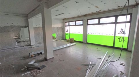 Local en venta en la zona San Pelayo- Zeharkale de Ermua. Zona llana. Hermoso local  con muchas opciones de negocios diferentes y
