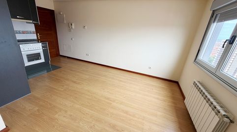 Foto 4 de Pis en venda a Nuevo Gijon - Avenida Constitucion, Perchera, Gijón