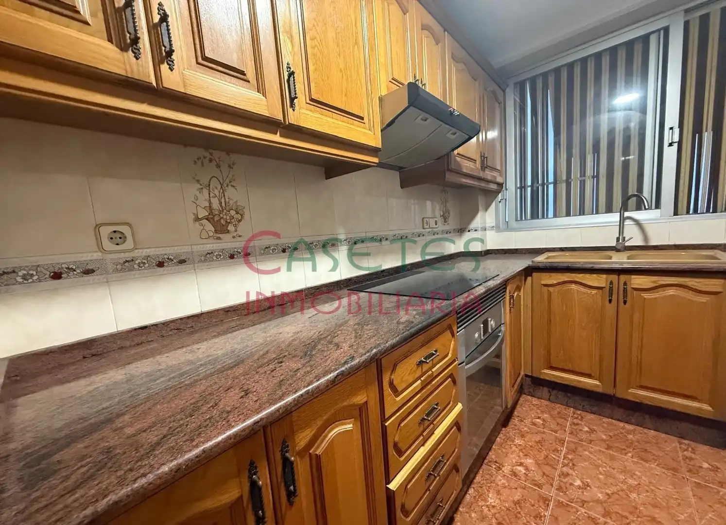 Cocina de Piso en venta en Paterna con Aire acondicionado, Calefacción y Trastero
