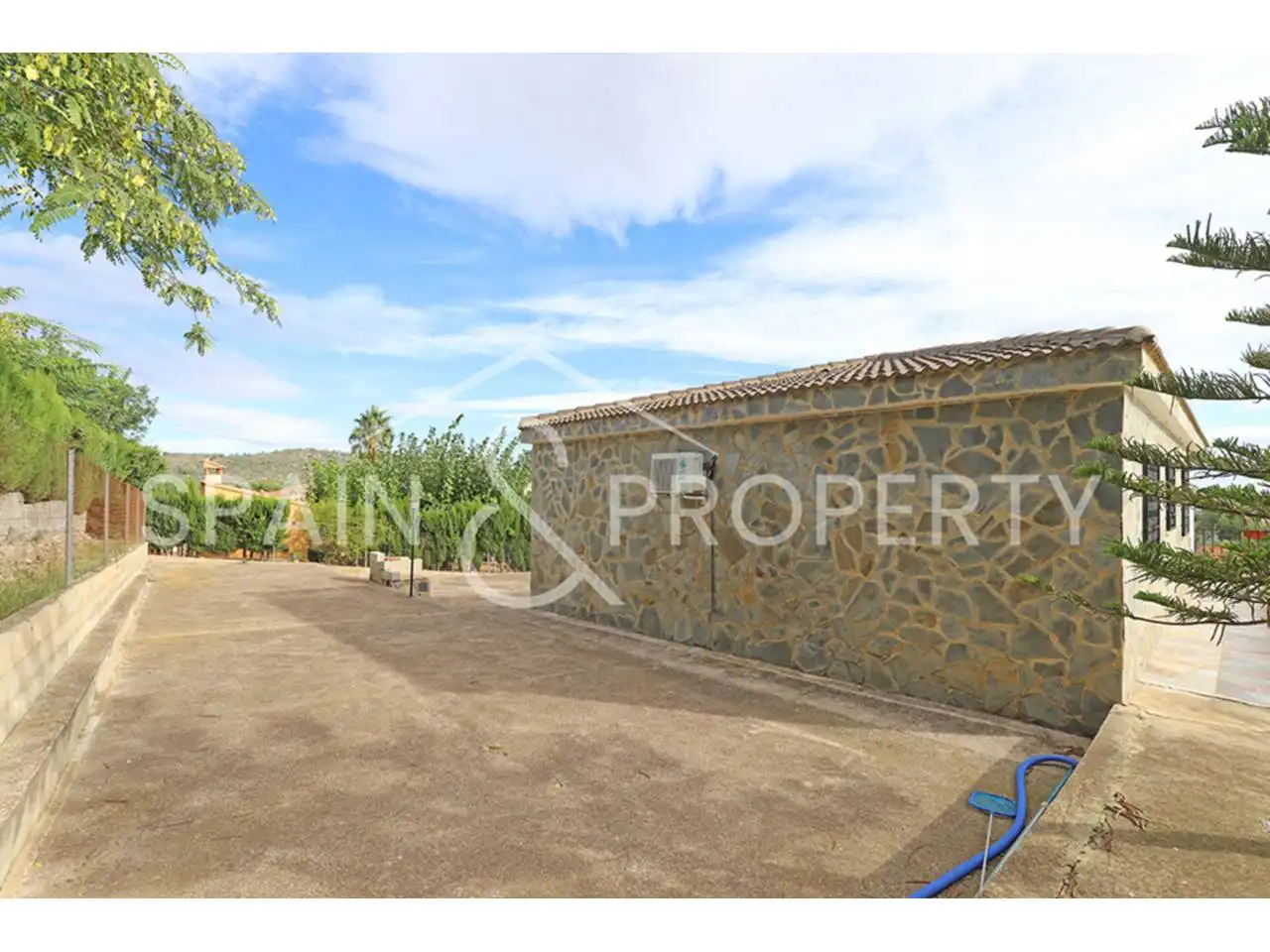 Detached house with pool for sale in Montroi / Montroy, imagen 12