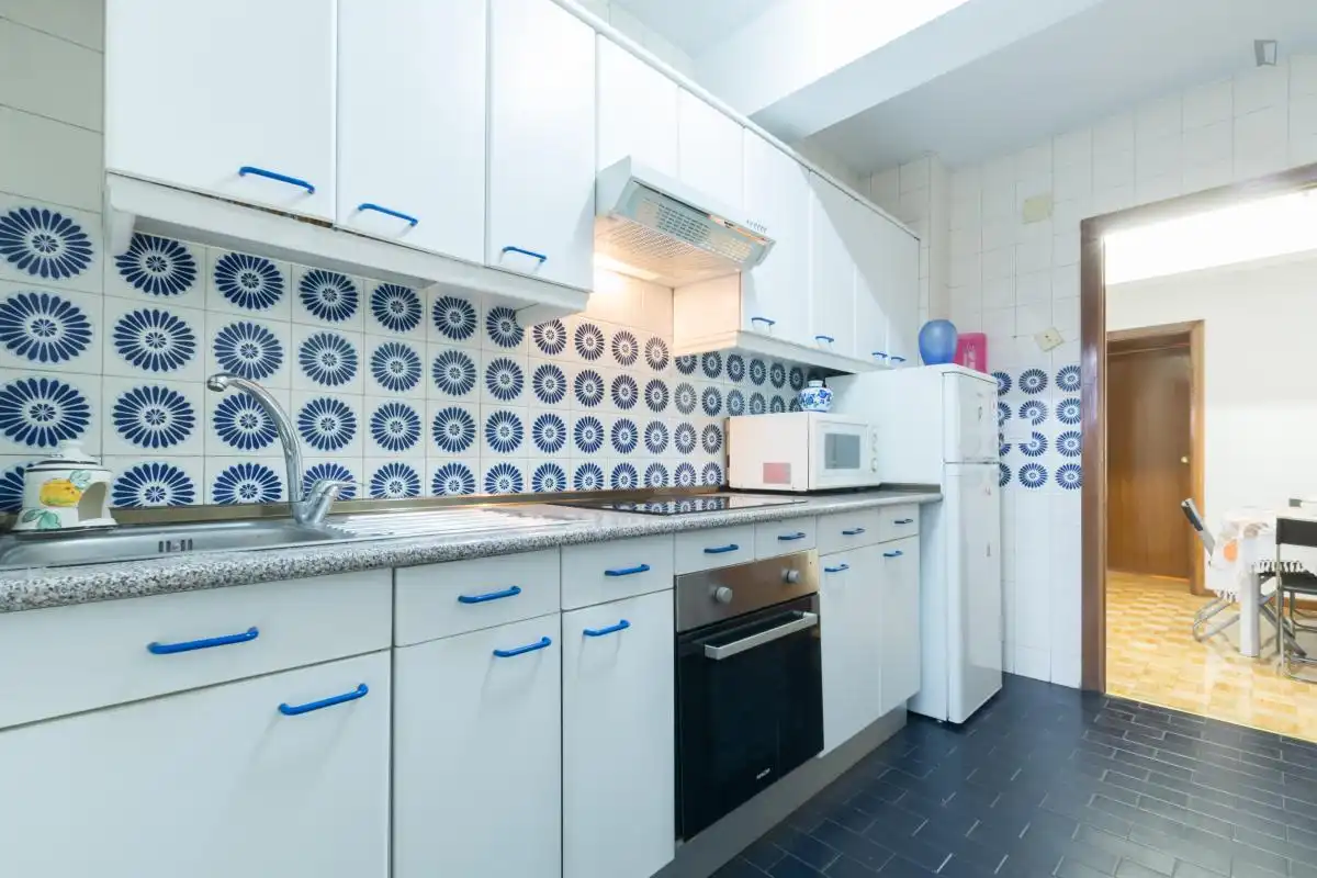 Room in Caballería Española