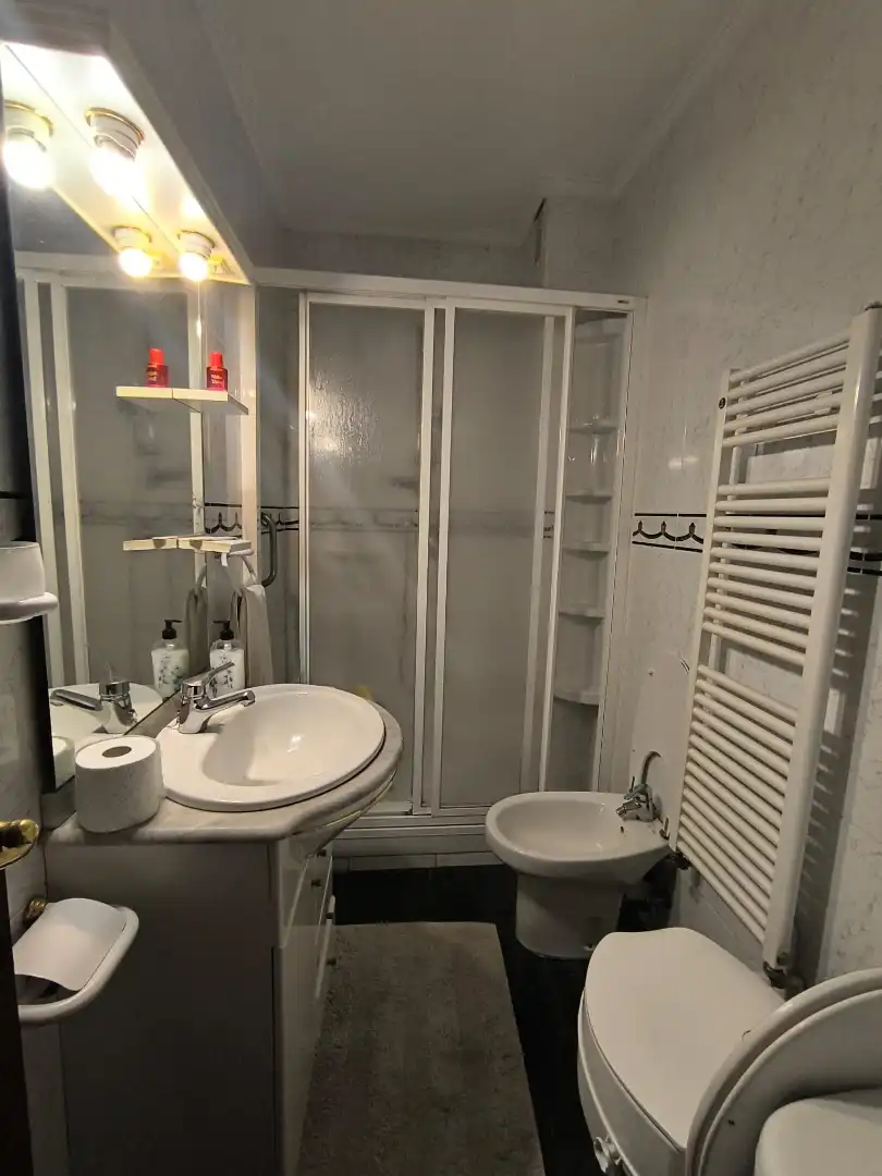 Baño de Piso en venta en Bilbao  con Calefacción, Parquet y Amueblado