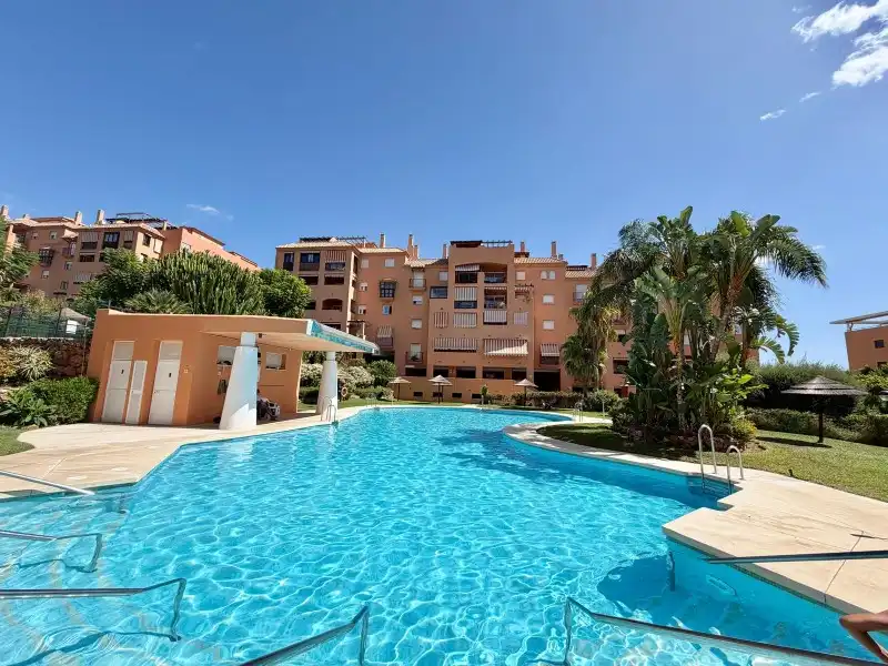 Vista exterior de Pis en venda en Torremolinos amb Aire condicionat, Terrassa i Traster