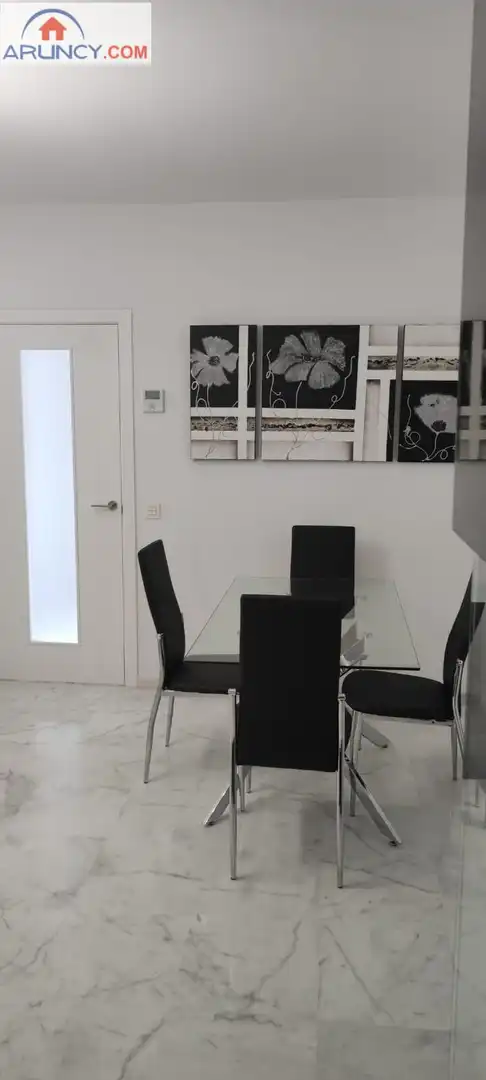 Comedor de Piso de alquiler en Montequinto con Aire acondicionado, Calefacción y Jardín privado