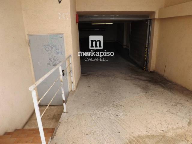 Garaje en Venta en ERES en Calafell Poble