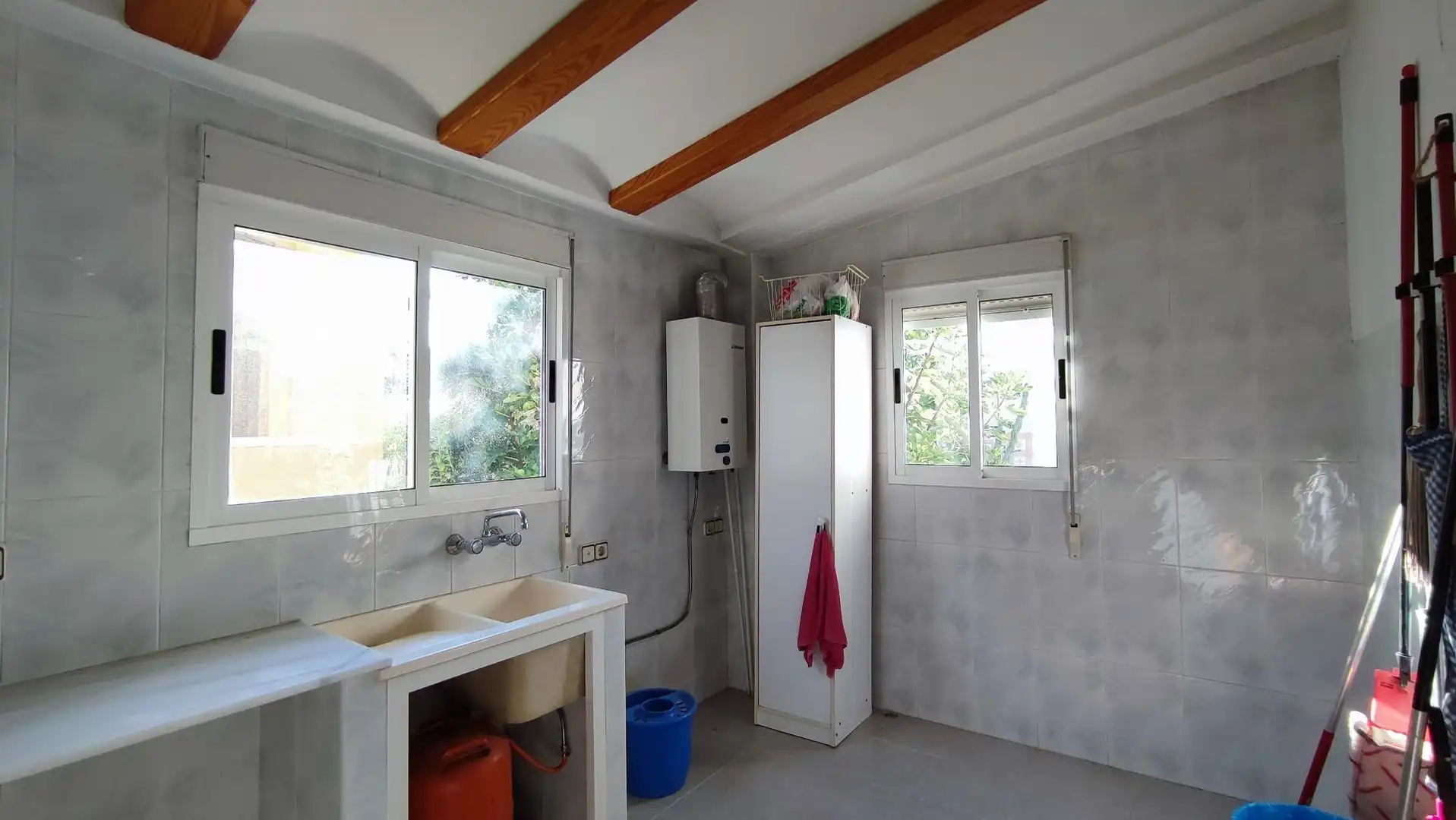 Cocina de Casa o chalet en venta en Oliva con Jardín privado y Trastero