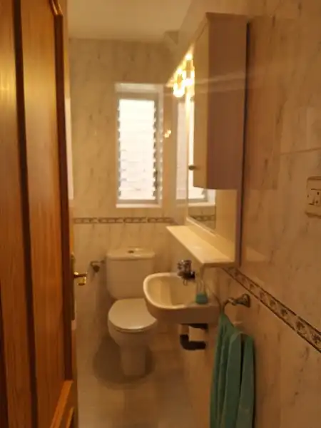 Badezimmer von Wohnung zur Miete in Motril mit Terrasse, Möbliert und Fernseher