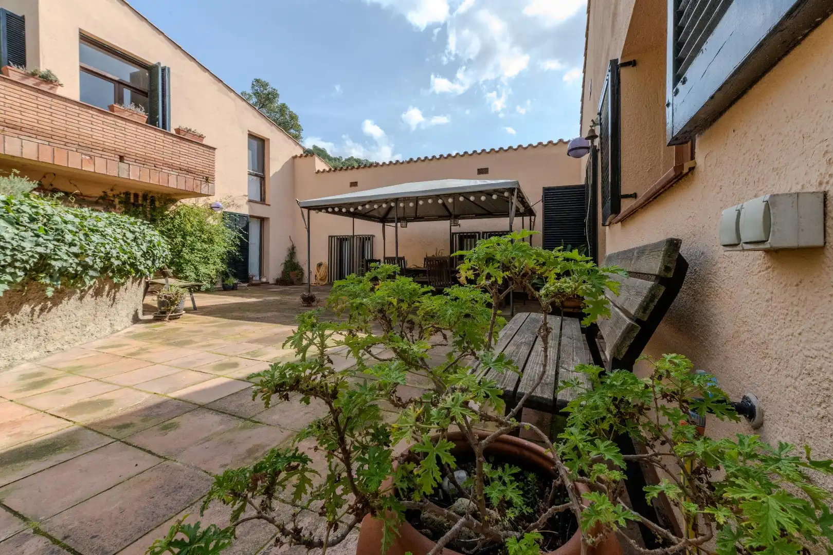 Terrassa de Casa o xalet en venda en Castellar del Vallès amb Calefacció, Jardí privat i Terrassa