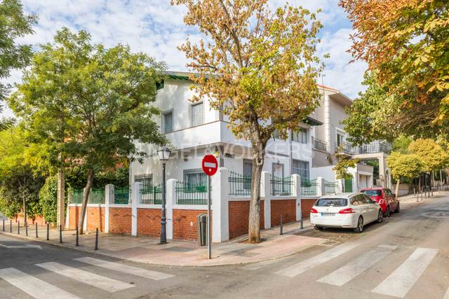 Casa-chalet en Venta en Niño Jesús