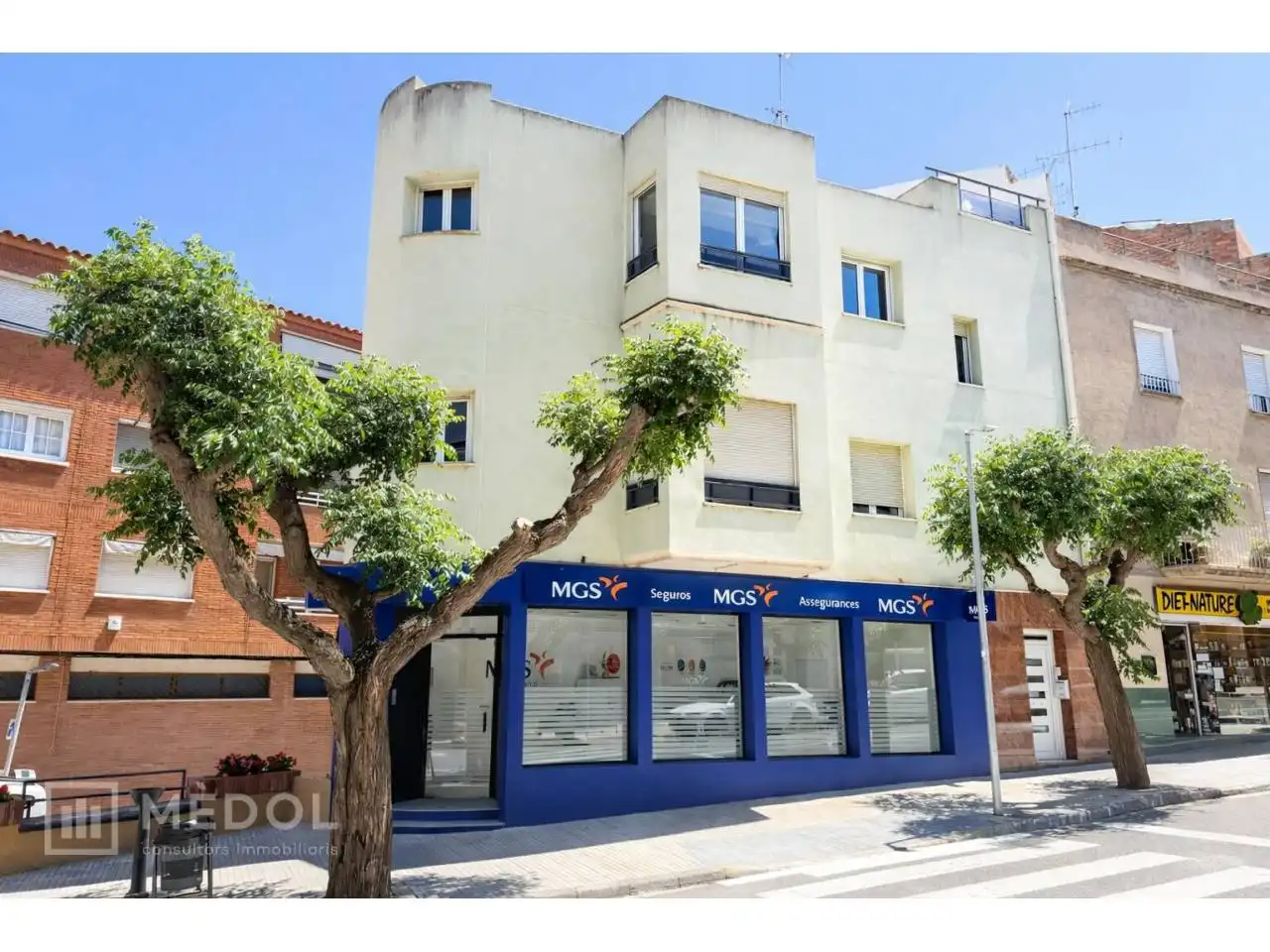 Vista exterior de Casa o xalet en venda en Móra d'Ebre amb Aire condicionat, Parquet i Moblat