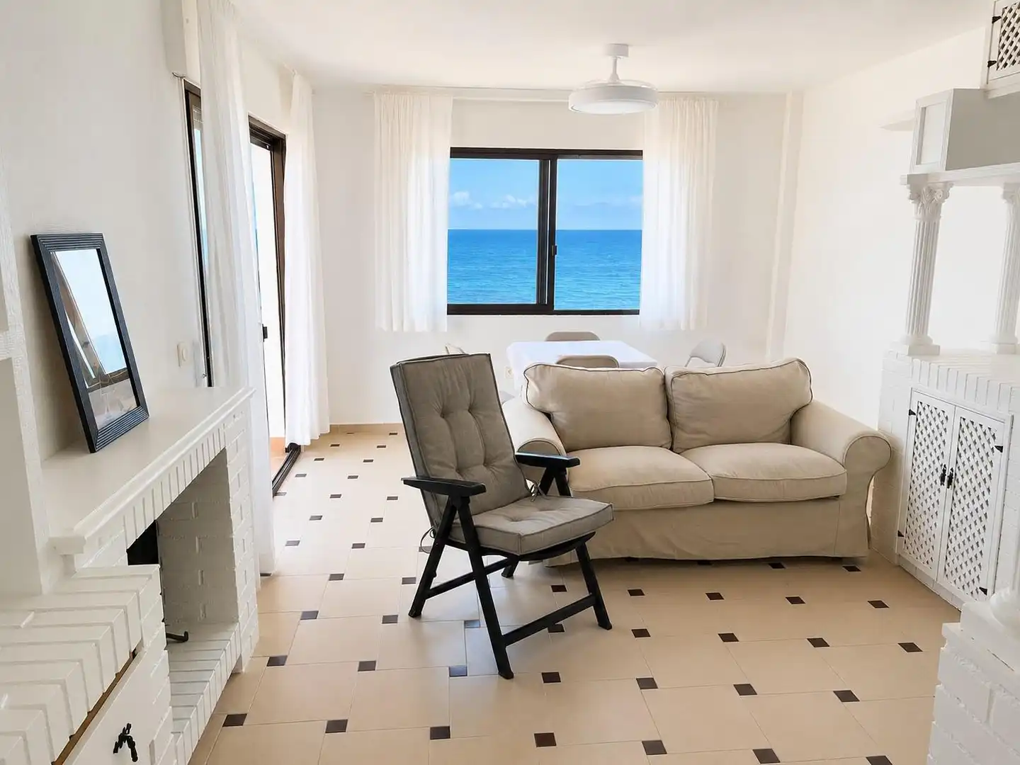 Living room of Apartments for rent in Roquetas de Mar