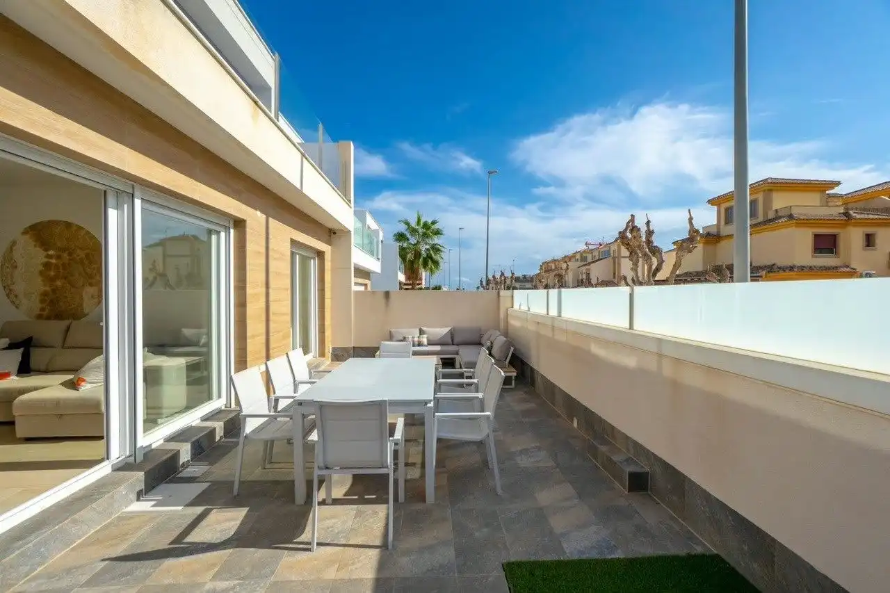Chalet con piscina en venta en Pilar de la Horadada ciudad, imagen 6