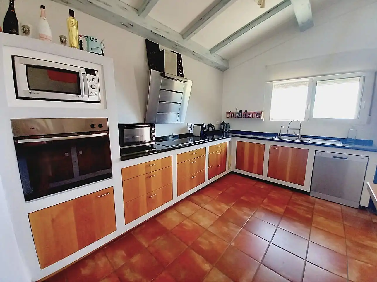 Küche von Haus oder Chalet zum Verkauf in El Castell de Guadalest mit Klimaanlage, Privatgarten und Terrasse