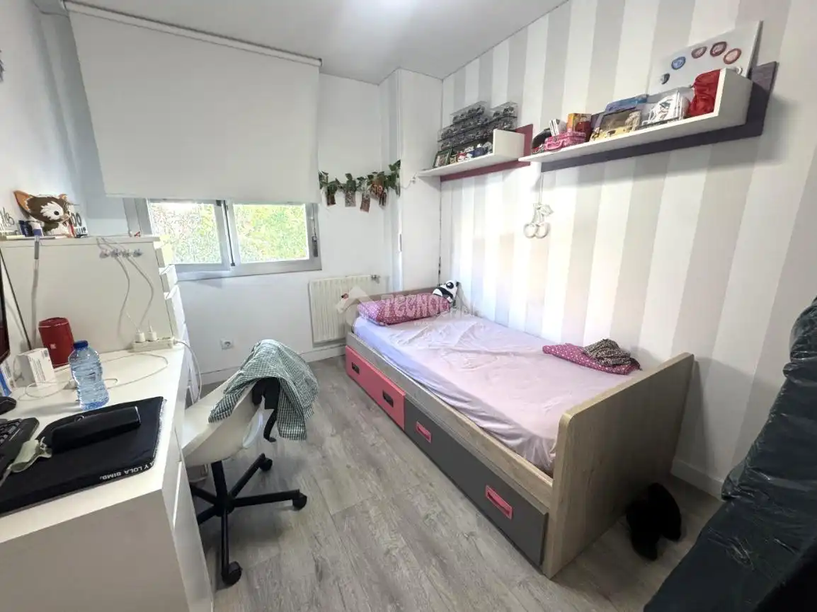Habitación de Piso en venta en Alcalá de Henares con Aire acondicionado y Calefacción