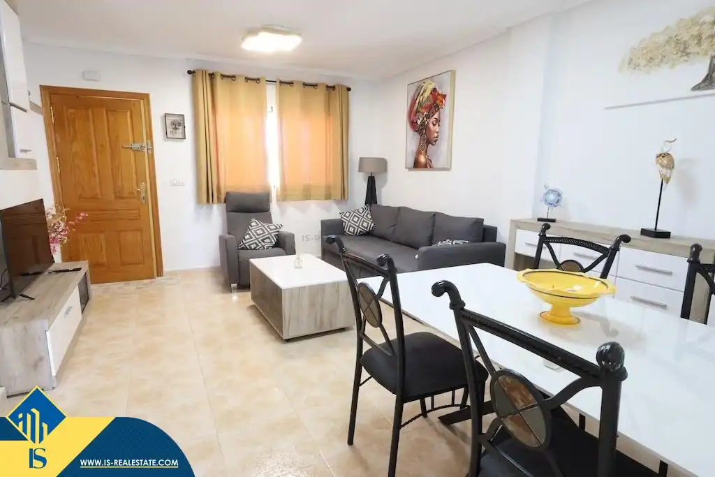 Sala d'estar de Pis de lloguer en Orihuela amb Aire condicionat, Terrassa i Moblat