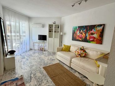 Appartamento con piscina in affitto a N/A