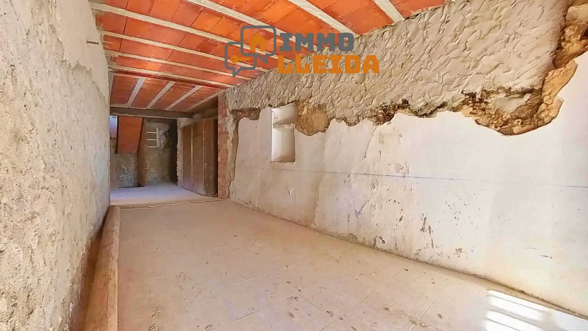Casa adosada en venta en Vilanova de Meià con Terraza, Trastero y Balcón