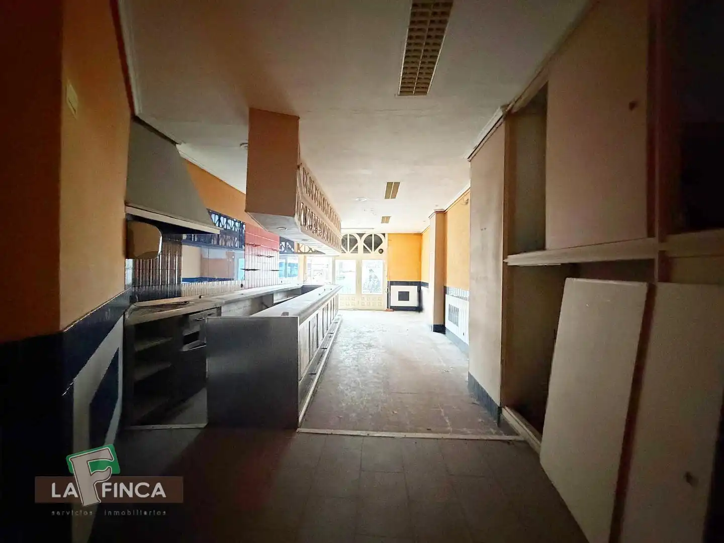 Kitchen of Commercial properties for sale in Avilés
