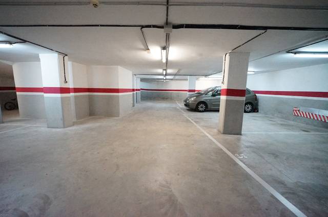 Garaje en Venta en Carrer de Garcilaso, 131 en La Sagrera