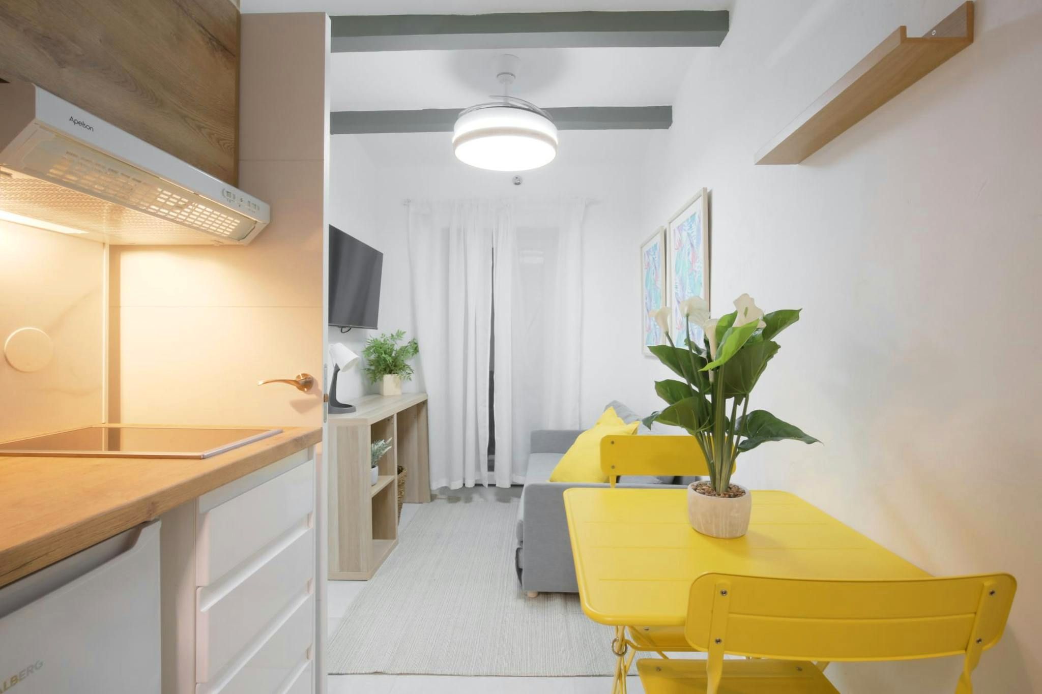 Bedroom of Flat to rent in  Madrid Capital  with Furnished, Washing machine and TV