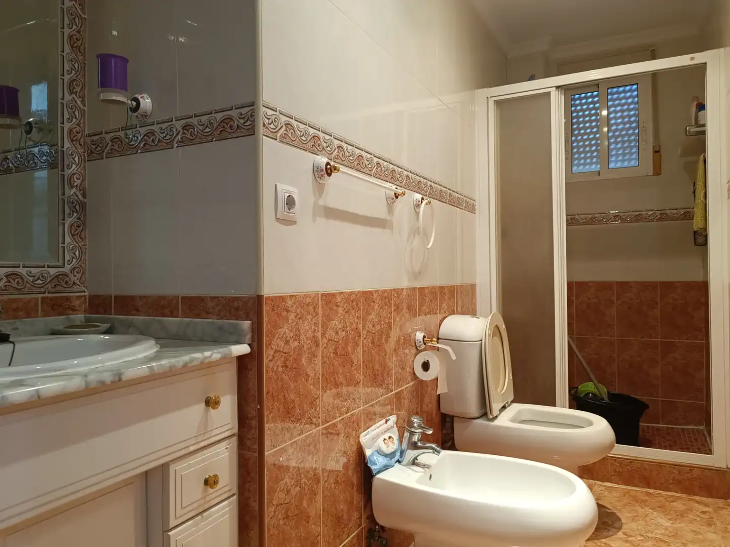 Baño de Piso en venta en Cartagena con Aire acondicionado y Amueblado