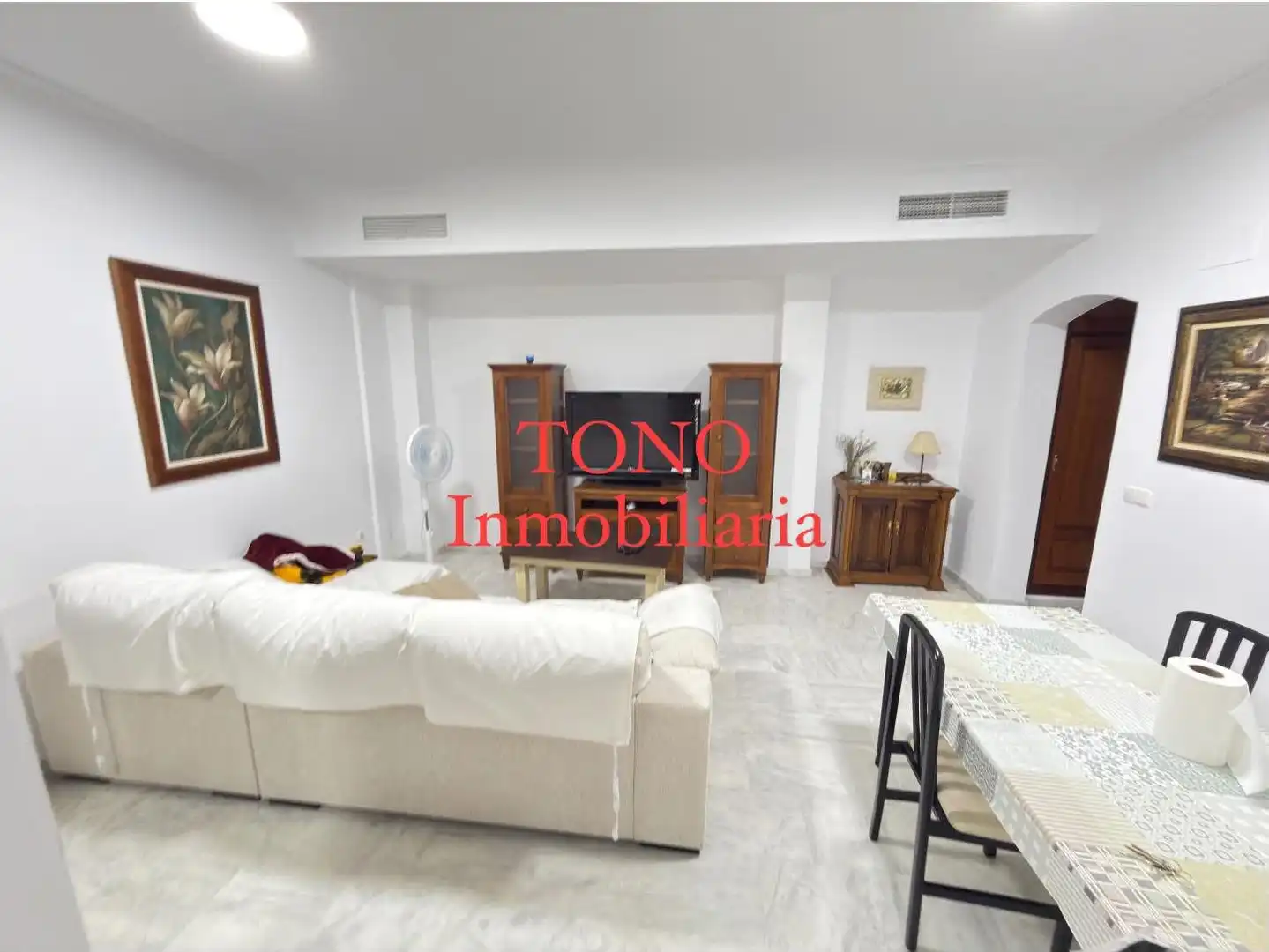 Living room of Flat for sale in Écija  with Air Conditioner and Furnished