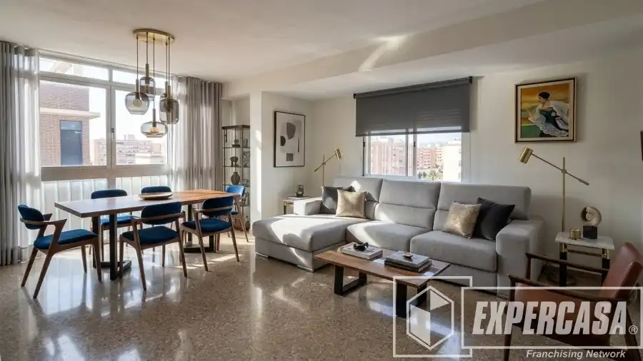 Flat with lift for sale in Quatre Carreres, imagen 2