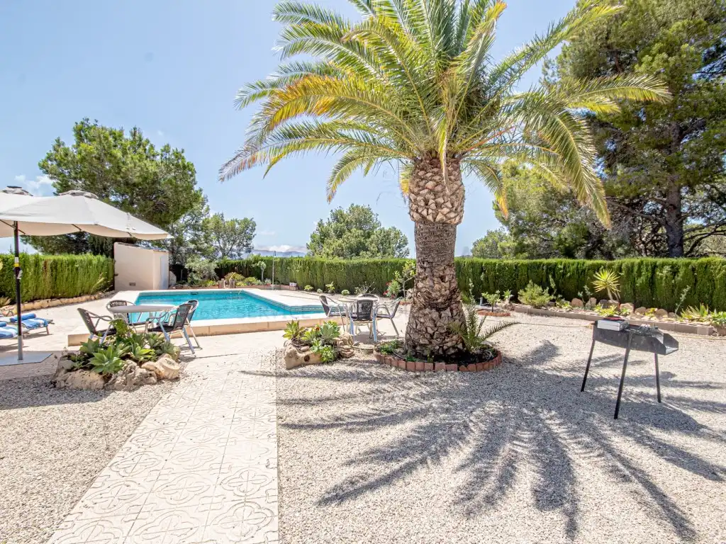 Jardí de Casa o xalet de lloguer en La Nucia amb Piscina
