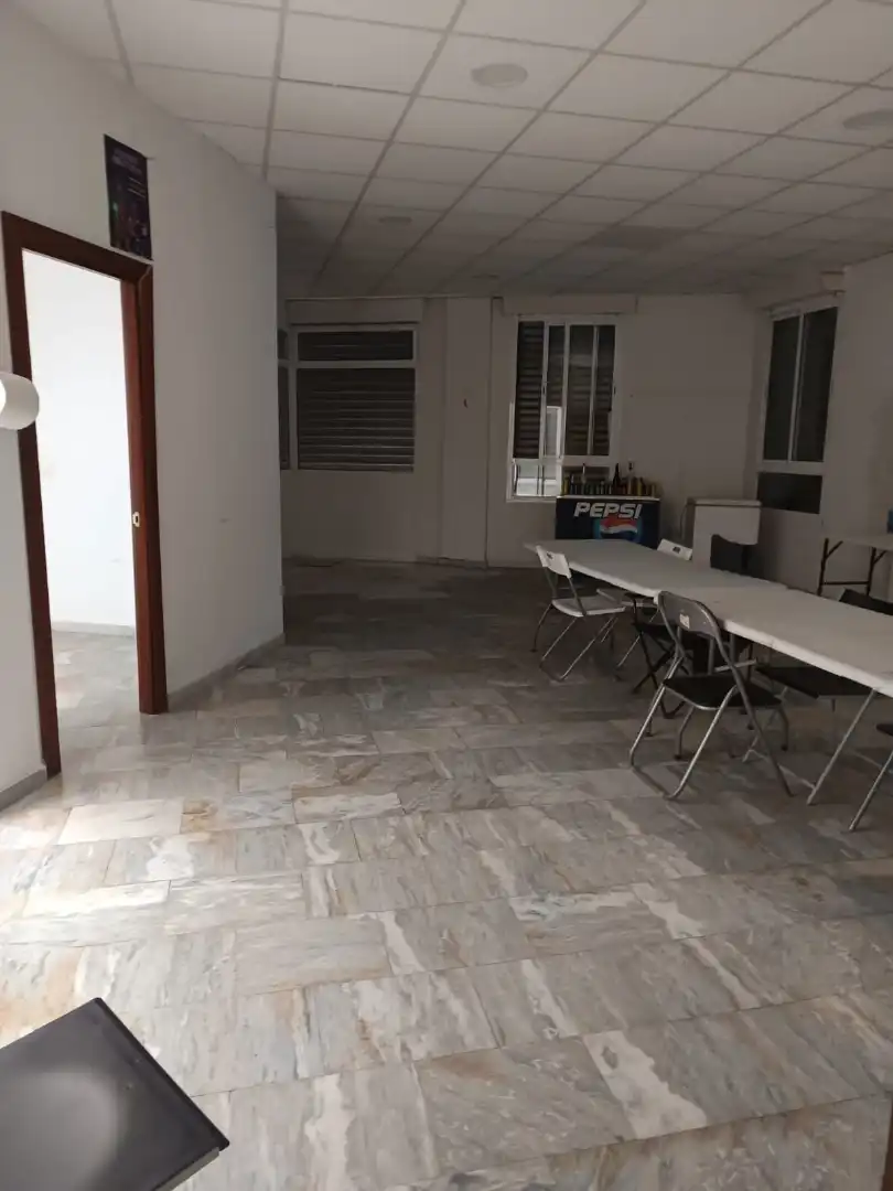 Gewerbefläche zur Miete in Avenida San Antonio 29, imagen 2
