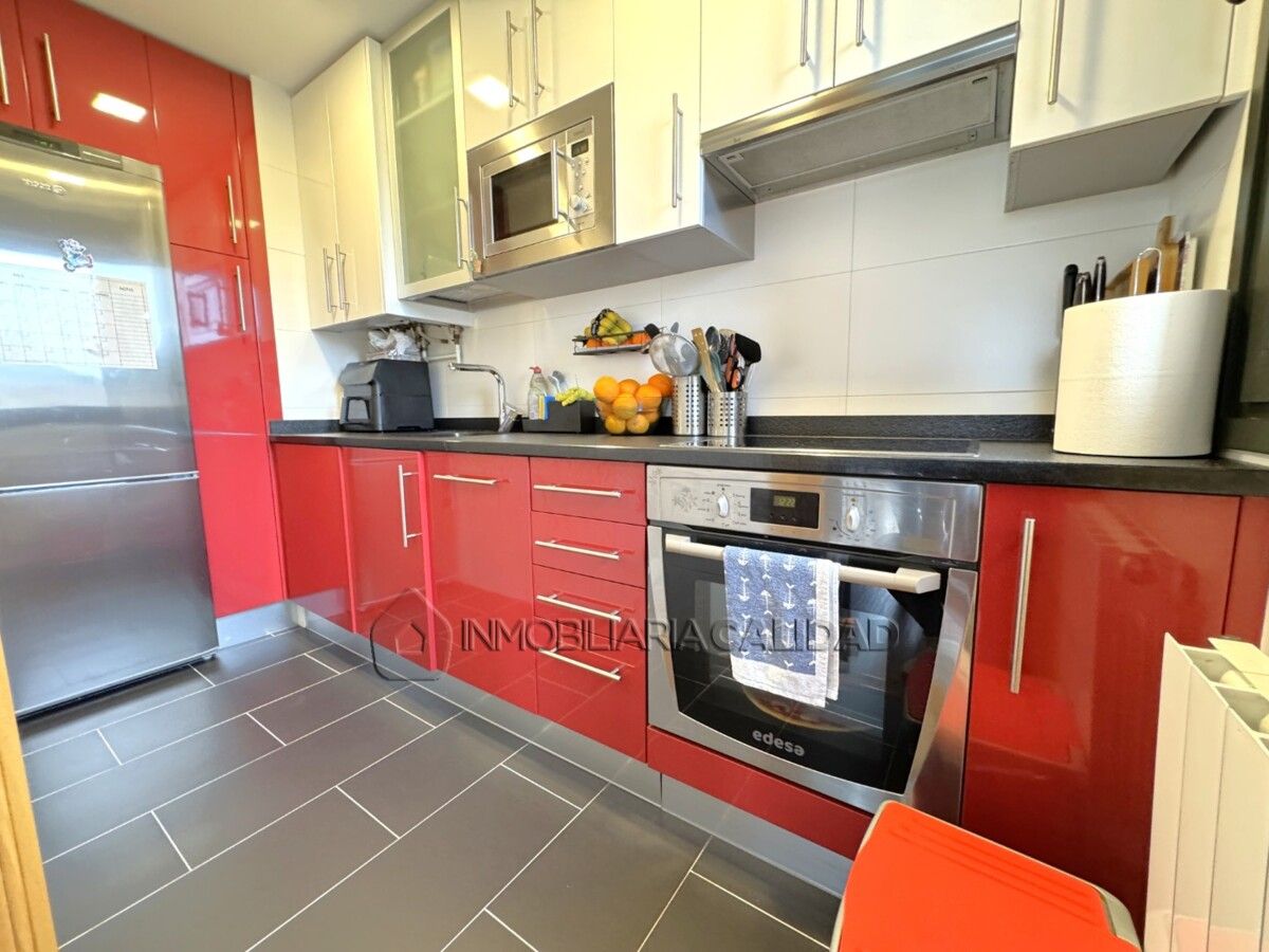 Kitchen of Flat for sale in Burgos Capital  with Heating and Storage room