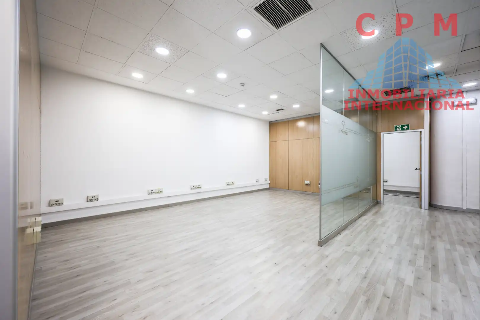 Office for sale in Usera