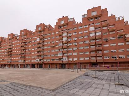 Exterior view of Flat for sale in Móstoles  with Air Conditioner, Heating and Terrace